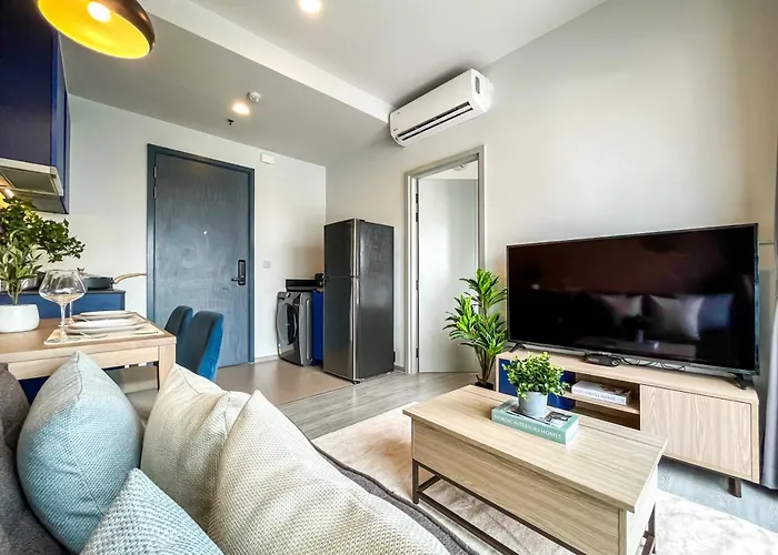 Near Bts L Fully Furnished L Pool And Gym L Sontana *