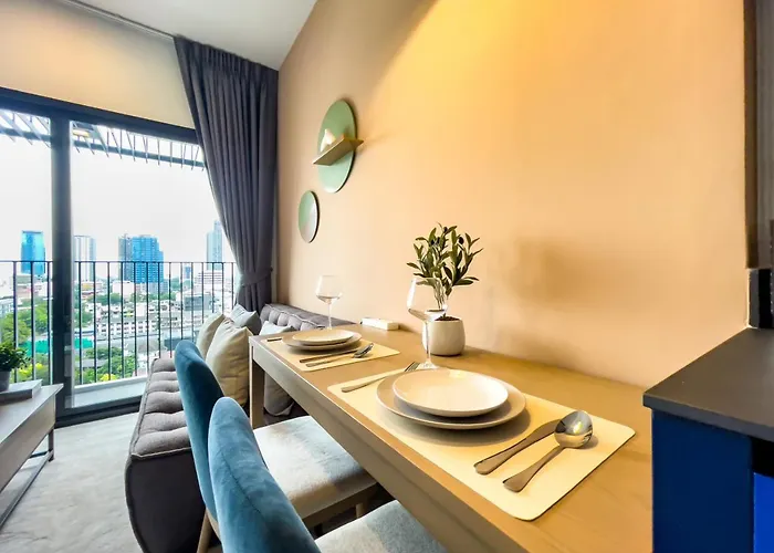 Near Bts L Fully Furnished L Pool And Gym L Sontana